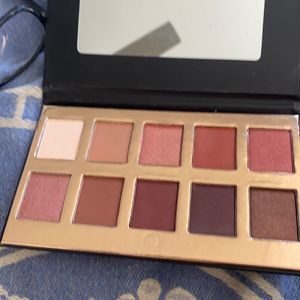 Eyeshadow Palette by Crown Pro